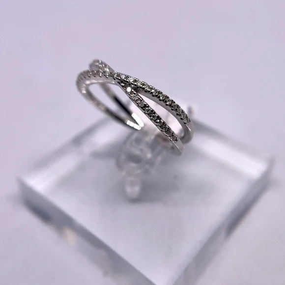 Unique 1 carat Moissanite Criss Cross Wedding Band Ring Size 9 - Picture 4 of 12